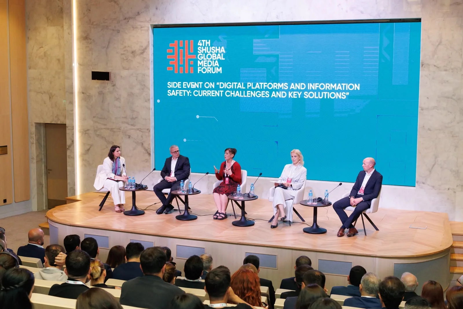 Susa Qlobal Media Forumu cercivesinde “Reqemsal platformalarda tehlukesiz informasiya muhiti: Muasir cagirislar ve vacib heller” movzusunda paralel tedbir kecirilib