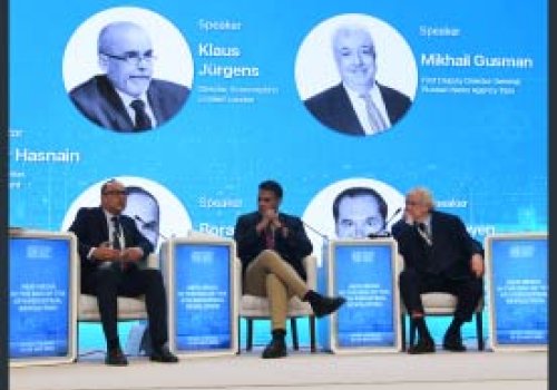 2-ci panel: &quot;Muasir informasiya muhitinde media menecmenti ve dayaniqli media biznes modellerinin yaradilmasi&quot;
