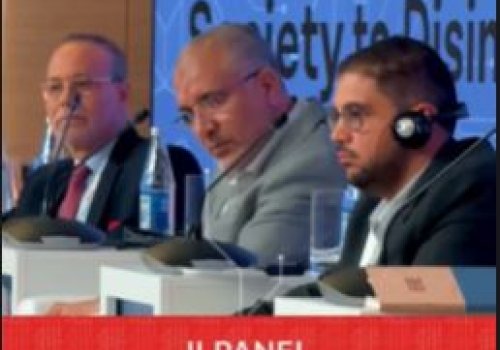 Panel 2: &quot;Dezinformasiyaya qarsi daha davamli cemiyyet qurmaq ucun siyaset ve tesebbusler&quot;