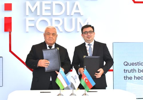 AZERTAC Susa Qlobal Media Forumu cercivesinde UZA agentliyi ile Anlasma Memorandumu imzalayib